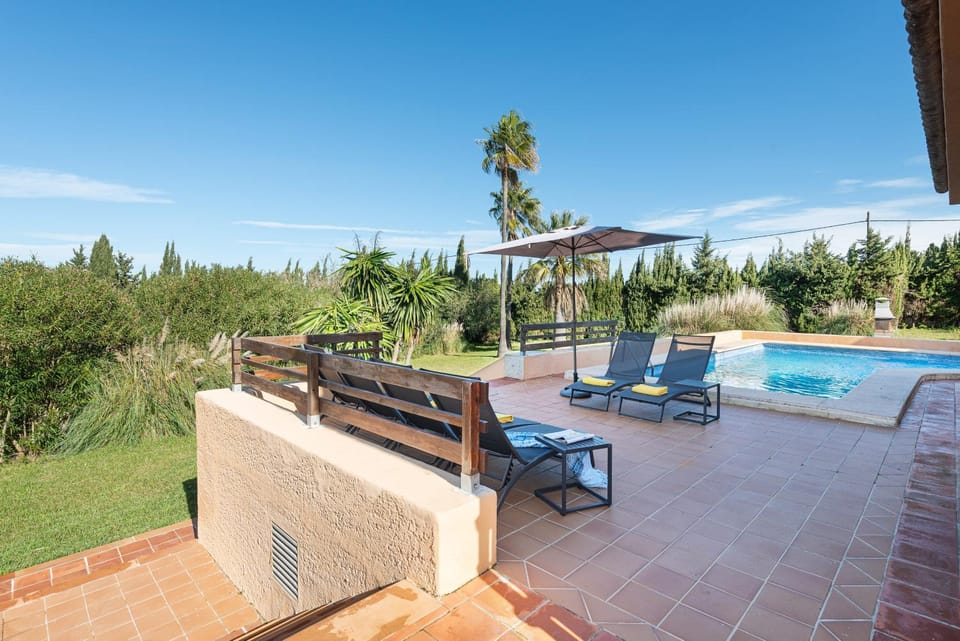 Finca Ca n Albertet Villa in Raiguer