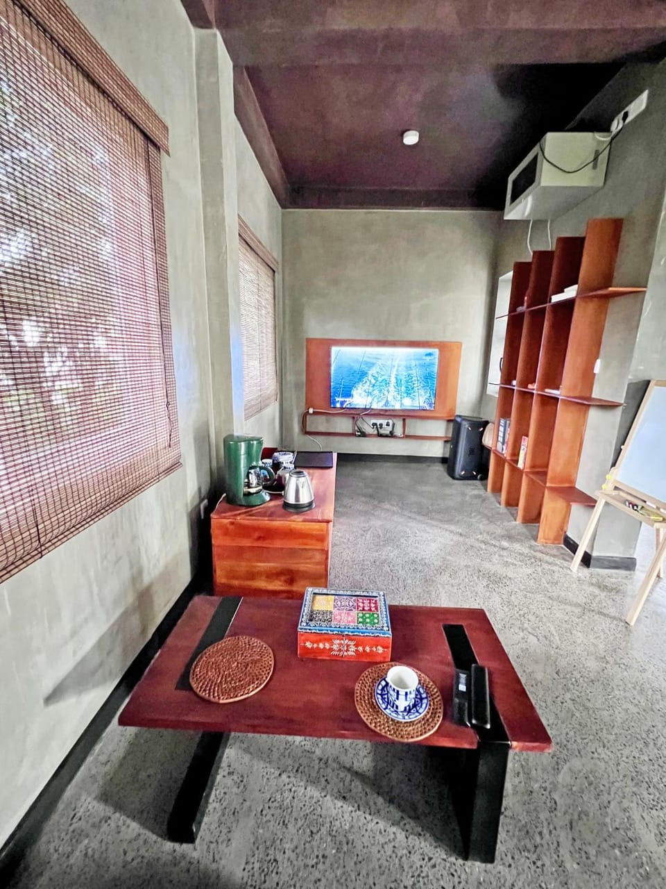 Seating area