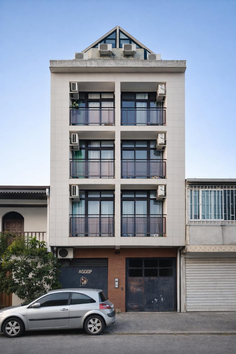 Property building, Street view, Parking