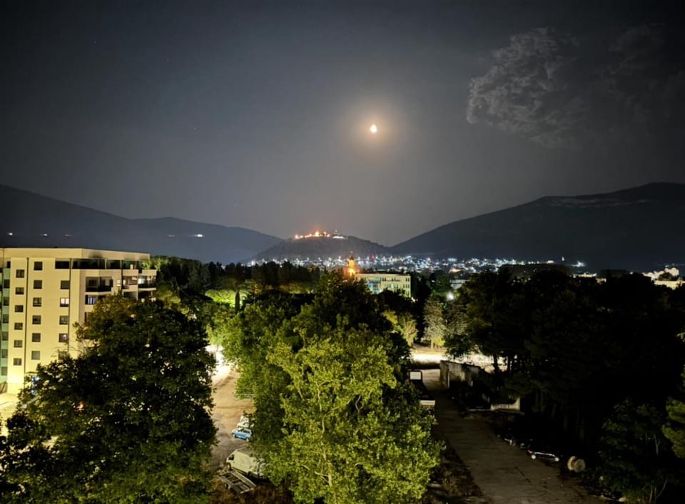 Night, Balcony/Terrace, City view, Mountain view