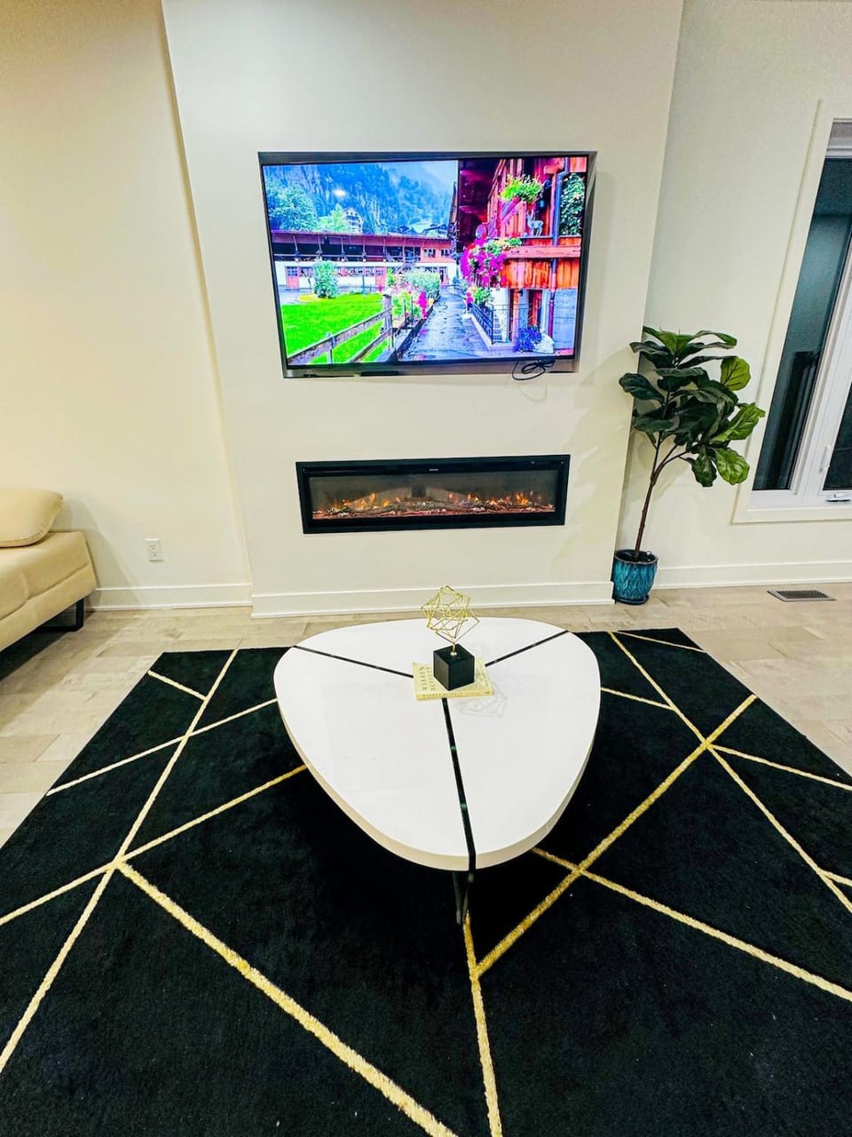 Communal lounge/ TV room, TV and multimedia
