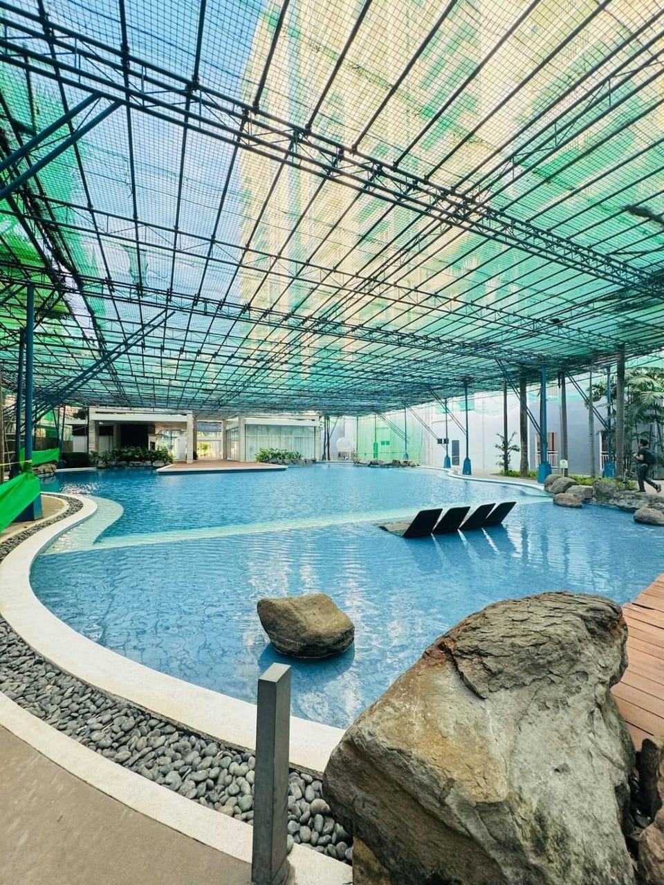 Swimming pool