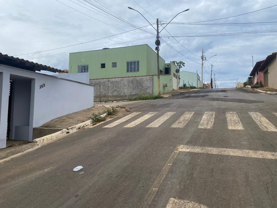 Neighbourhood, Street view