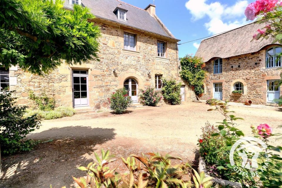 Le logis de françoise Bed and Breakfast in St-Malo