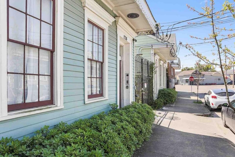 Cute 1bed steps from French Q and Jazz venues Apartment in Garden District
