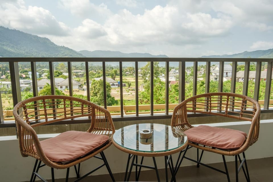 Patio, Natural landscape, View (from property/room), Balcony/Terrace, Mountain view