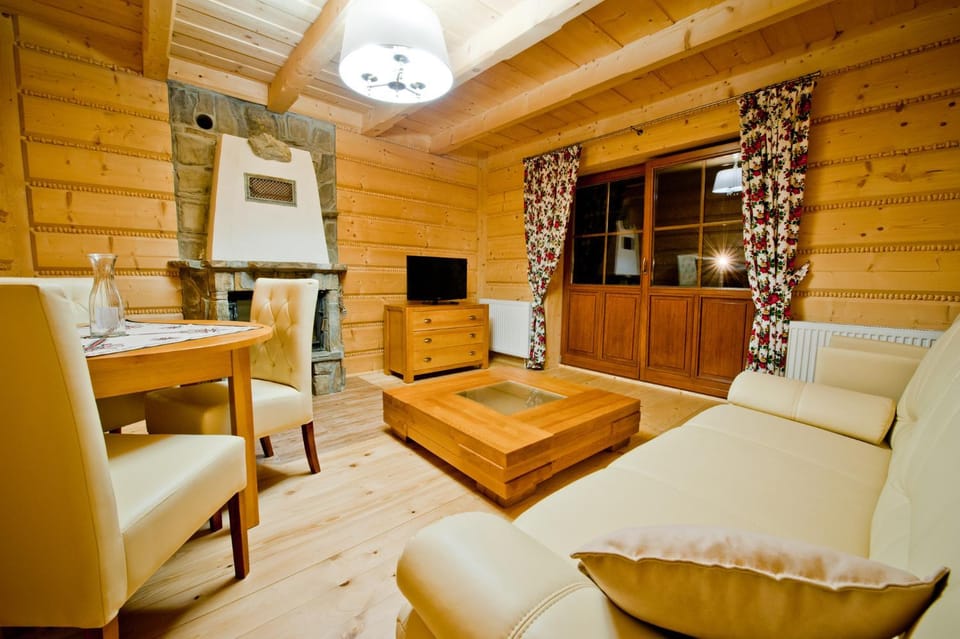 Living room, Photo of the whole room, Dining area