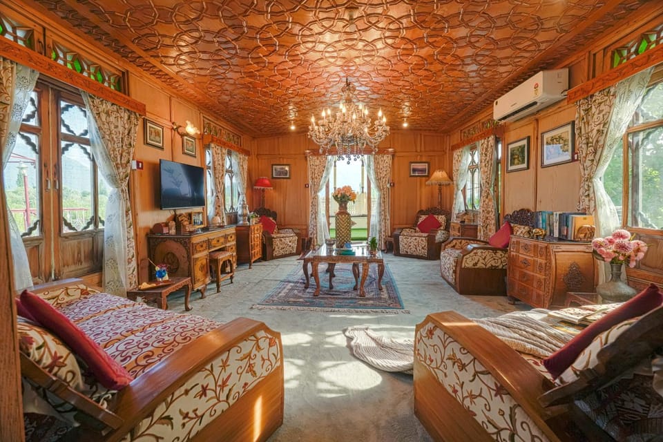 TV and multimedia, Living room