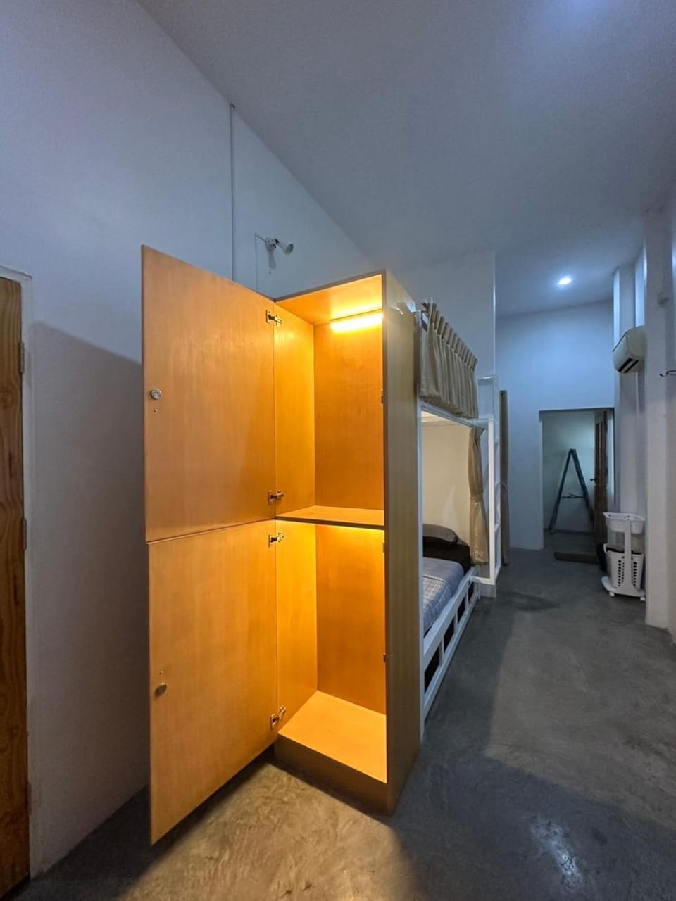 bunk bed