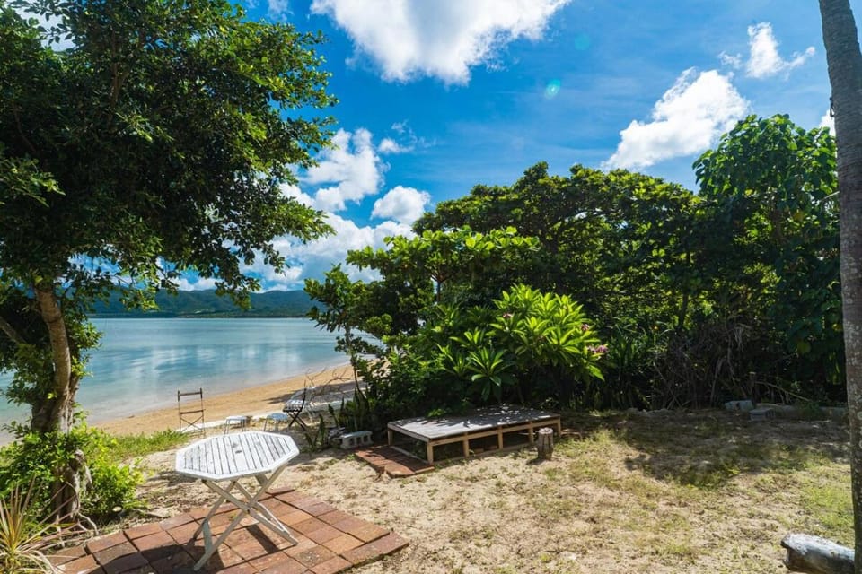 Sion fusaki Beachfront Apartment in Okinawa Prefecture