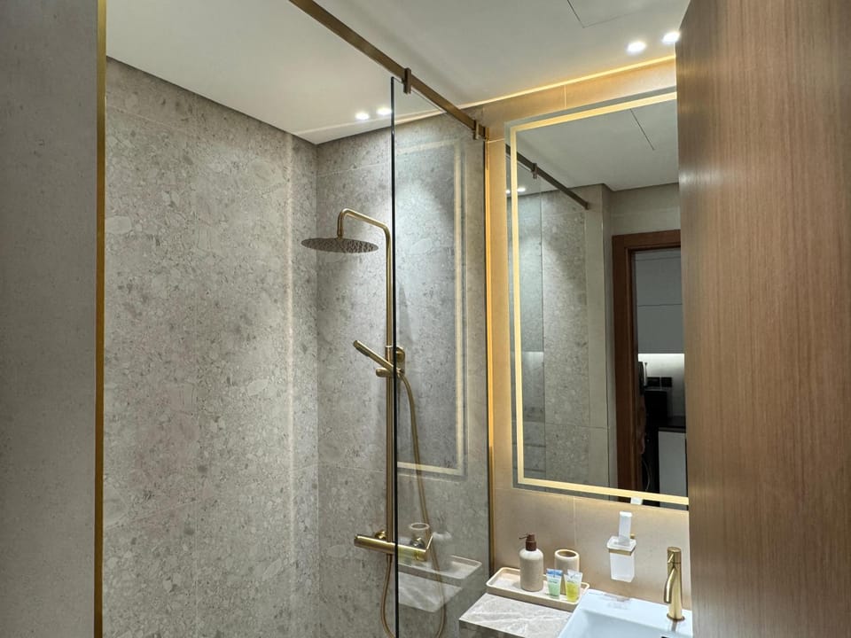 Shower, Bathroom