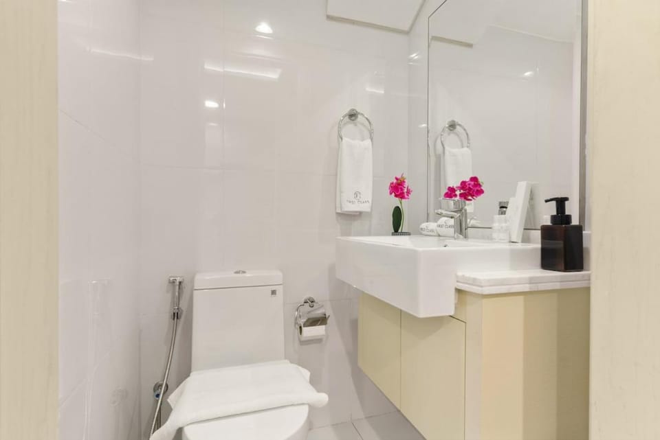 FIRST CLASS VILLA Spacious for Family Getaways Apartment in Dubai