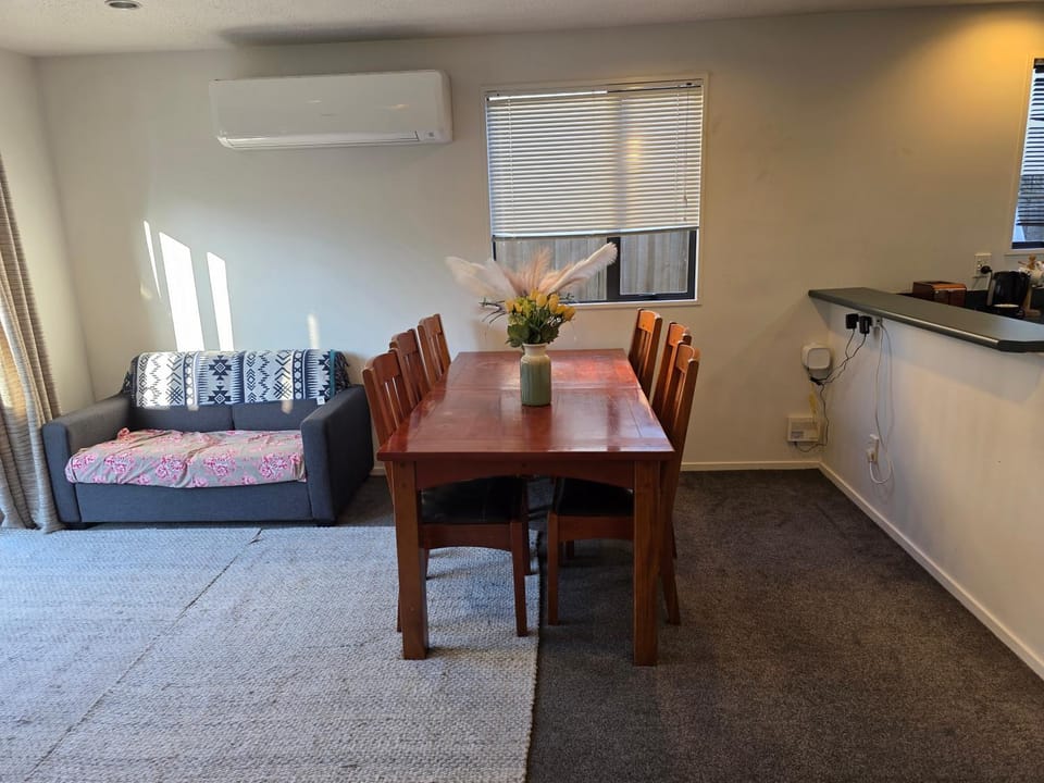 3-Bedrooms Home near CBD House in Christchurch