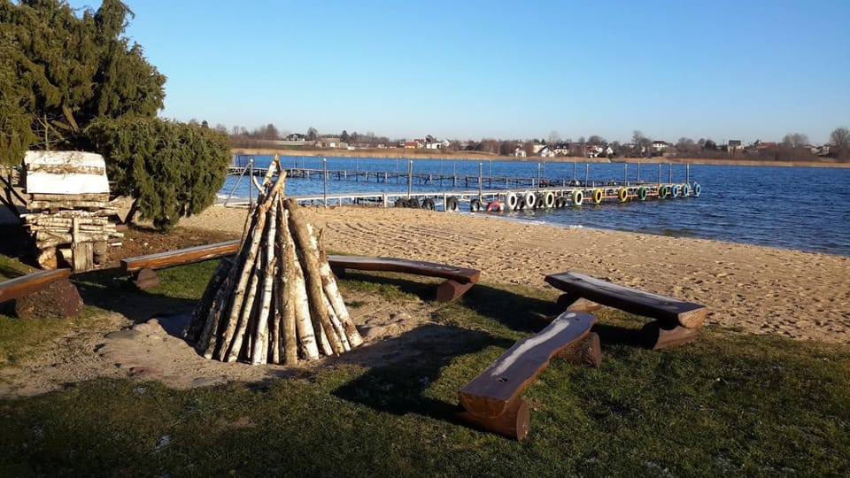 Lakehouse Hartowiec - balia i sauna nad jeziorem by Nestri Villa in Poland