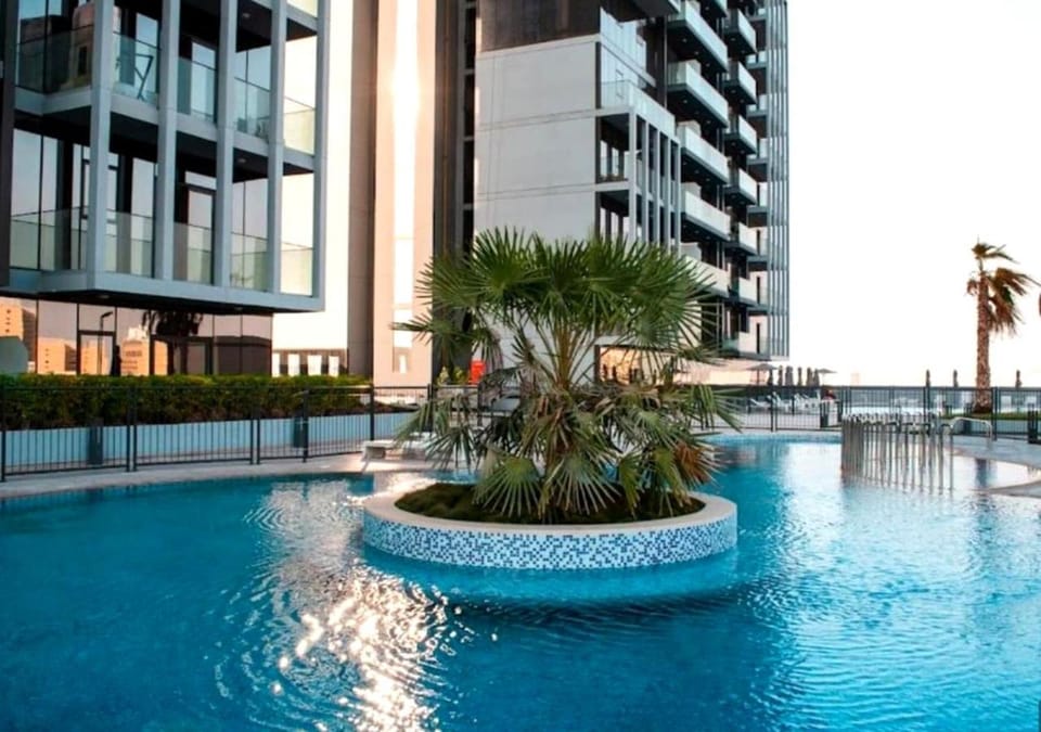 Resort lifestyle, Fantastic Views, Bright & Brand new Apartment in Dubai