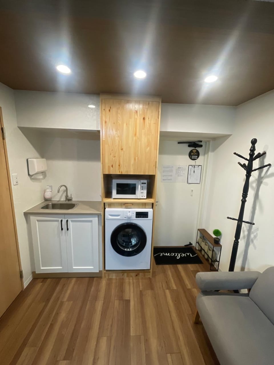 Kitchen or kitchenette