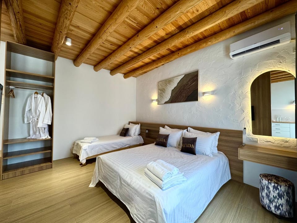 Bed, TV and multimedia, Photo of the whole room, Bedroom, wardrobe, air conditioner