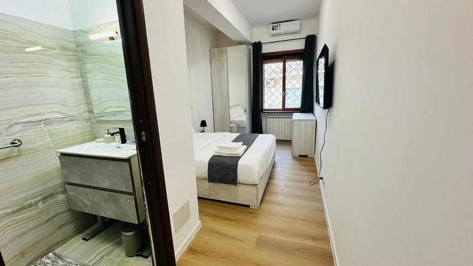 Bathroom, Bedroom