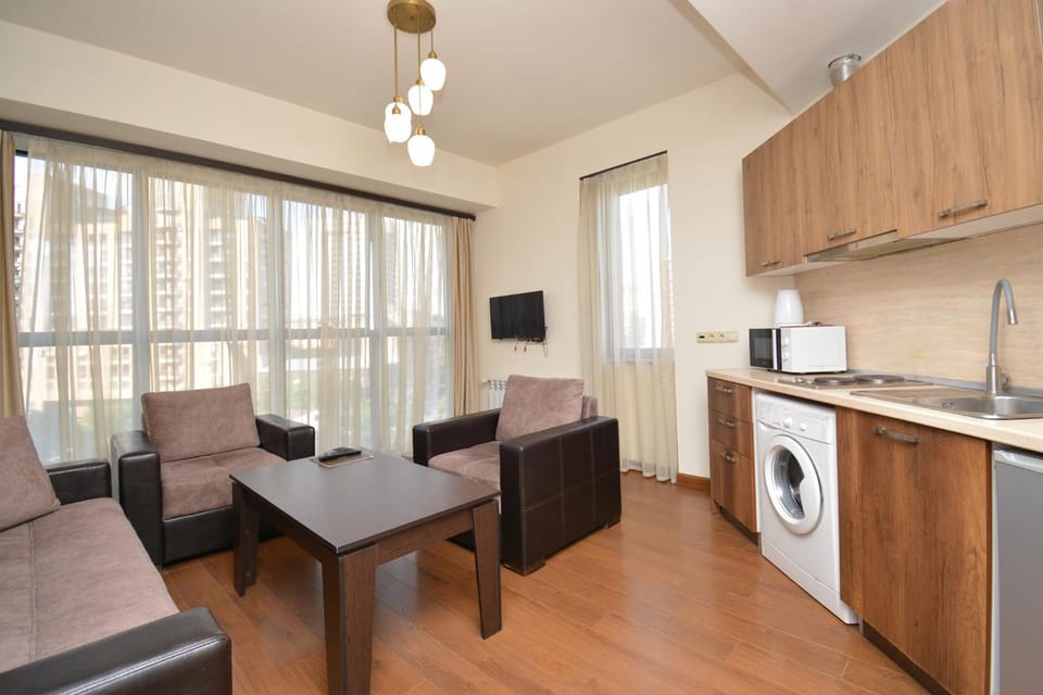 Communal lounge/ TV room, TV and multimedia, Kitchen or kitchenette, Seating area, Dining area, Evening entertainment, pet friendly, stove, washing machine, dryer