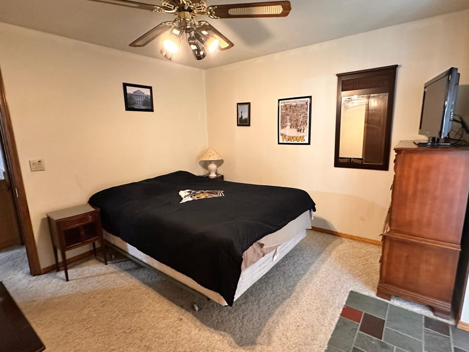 Bed, Bedroom