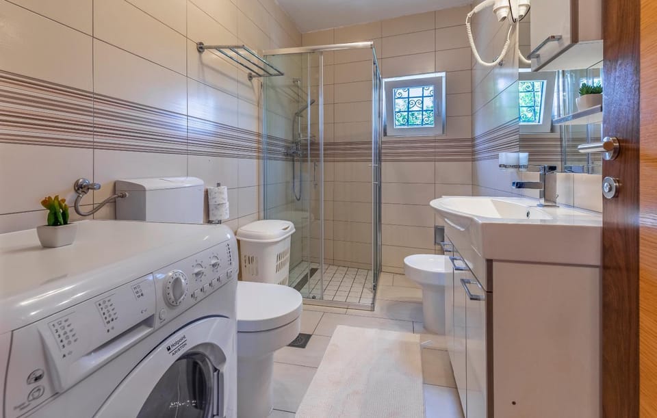 Apartments Larst Apartment in Medulin