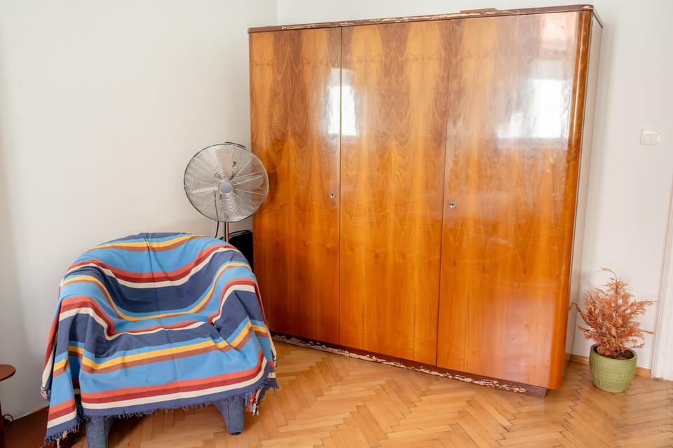 wardrobe
