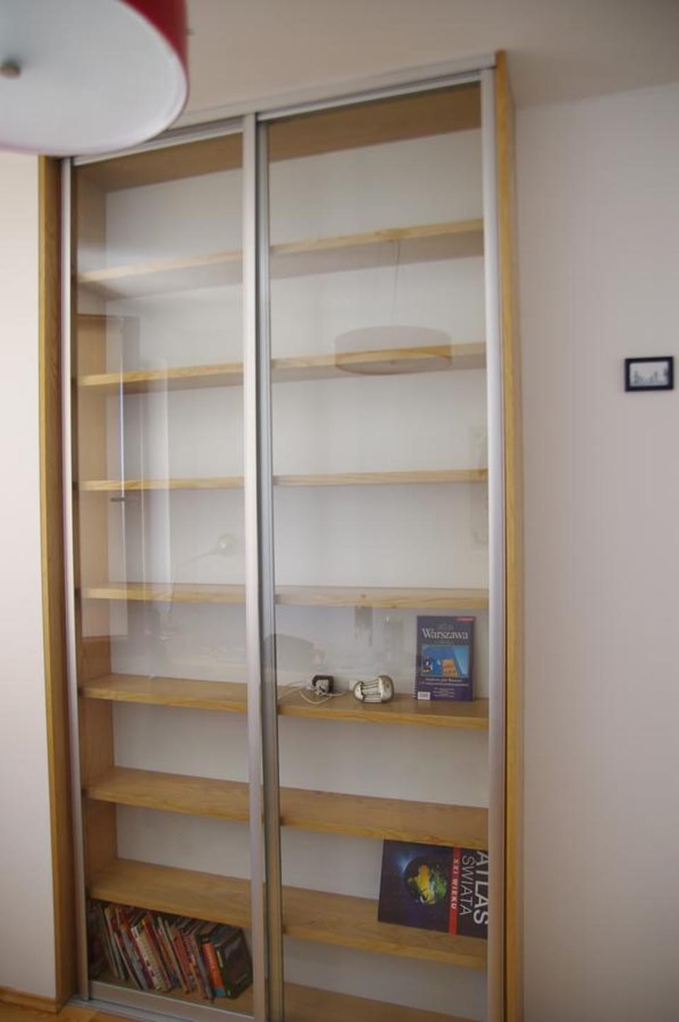 Library, Photo of the whole room, Seating area