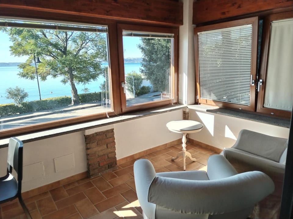 Villa Marini House in Trevignano Romano