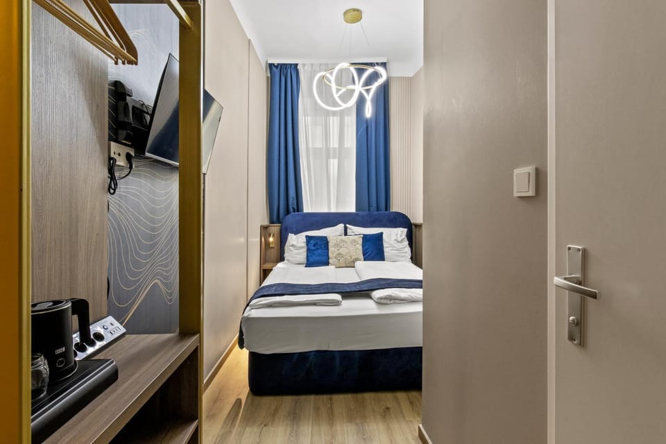 Odeon Apartments and Rooms I Self Check In Hotel in Vienna