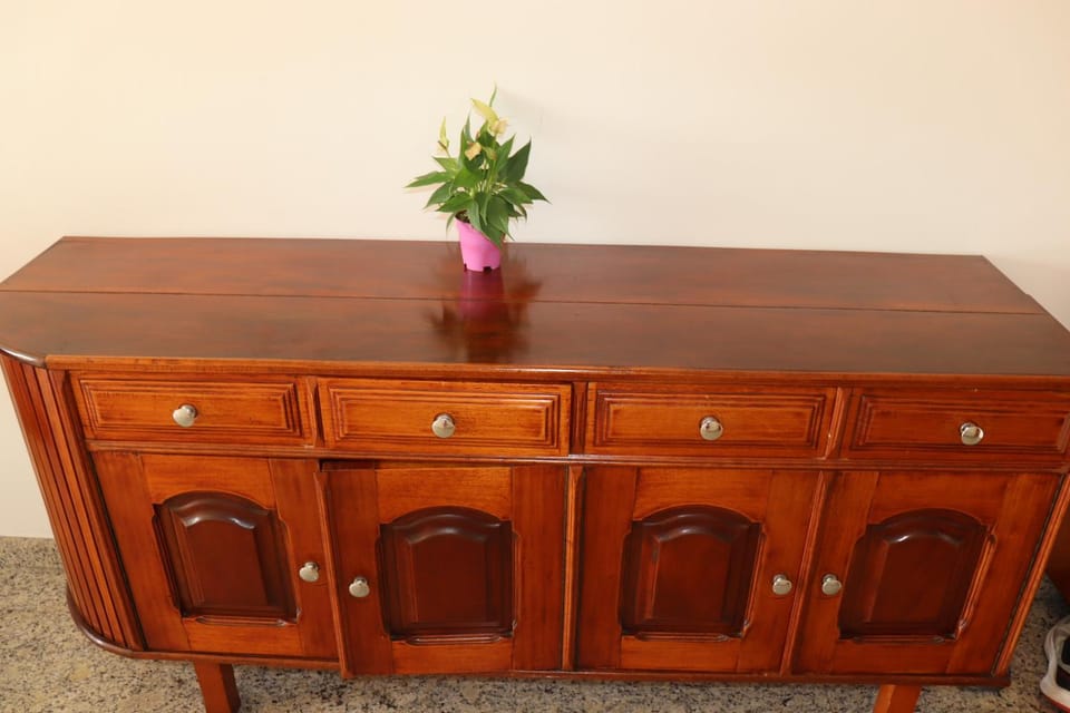 Communal lounge/ TV room, wardrobe