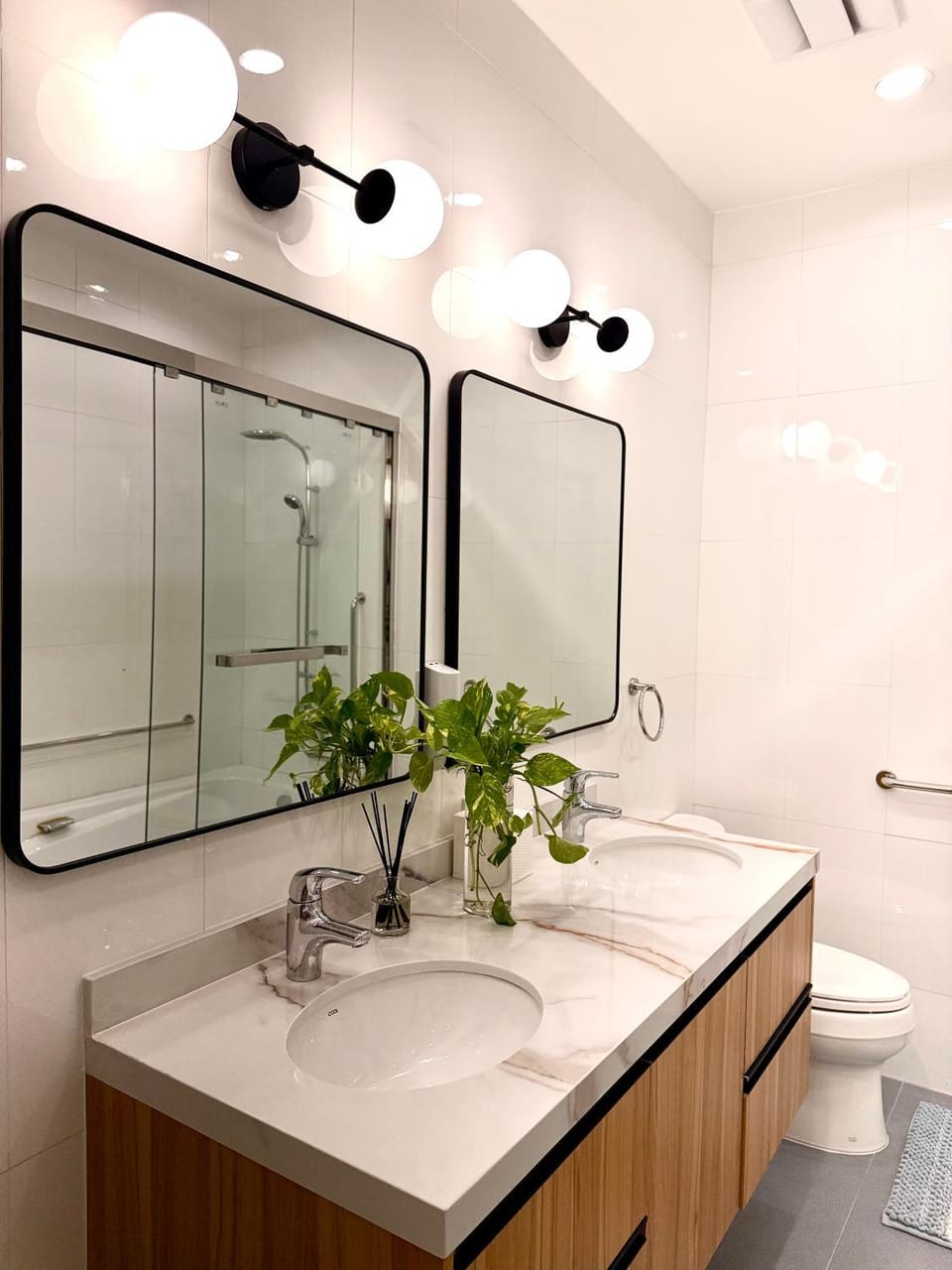 Shower, Toilet, Bathroom