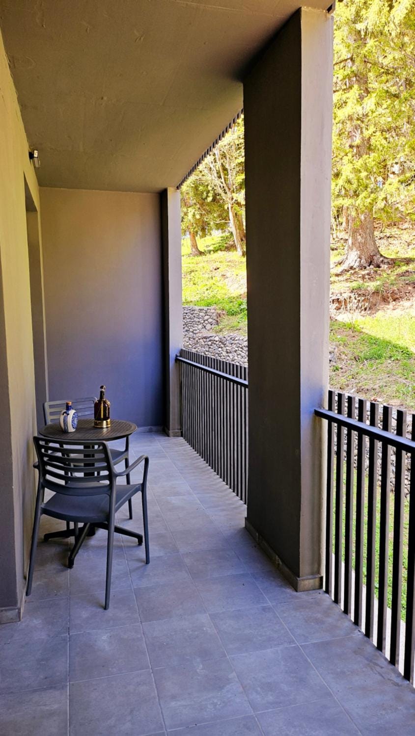 Day, Garden, Balcony/Terrace, Seating area, Garden view