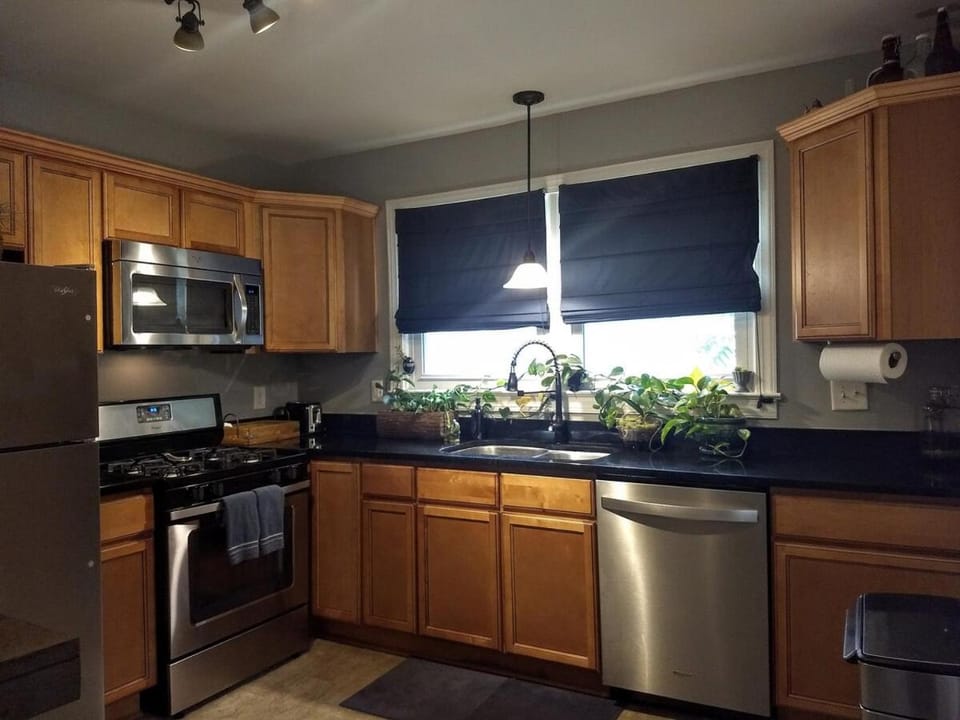 2 bed House in Downtown Raleigh House in Raleigh