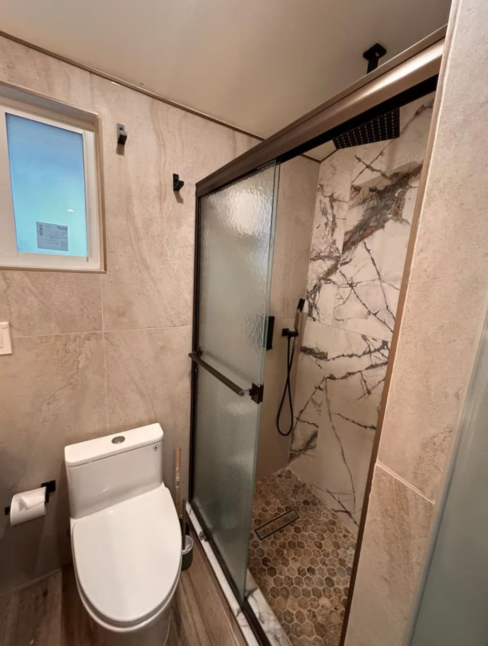 Shower, Toilet, Bathroom