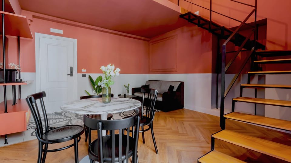 Living room, Seating area, Dining area