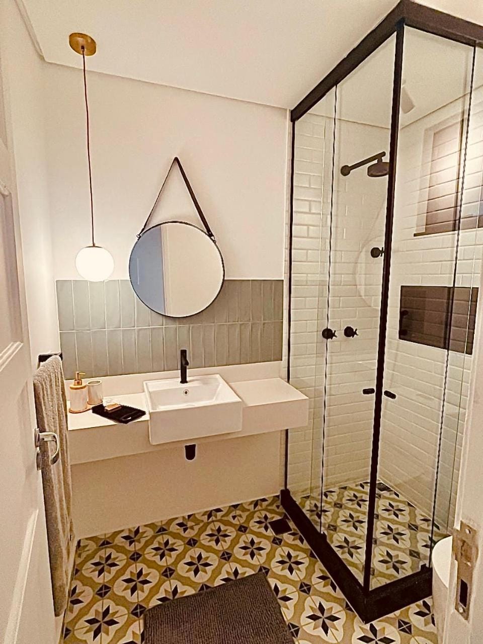 Shower, Bathroom