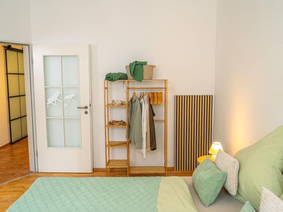 Bed, Bedroom, wardrobe