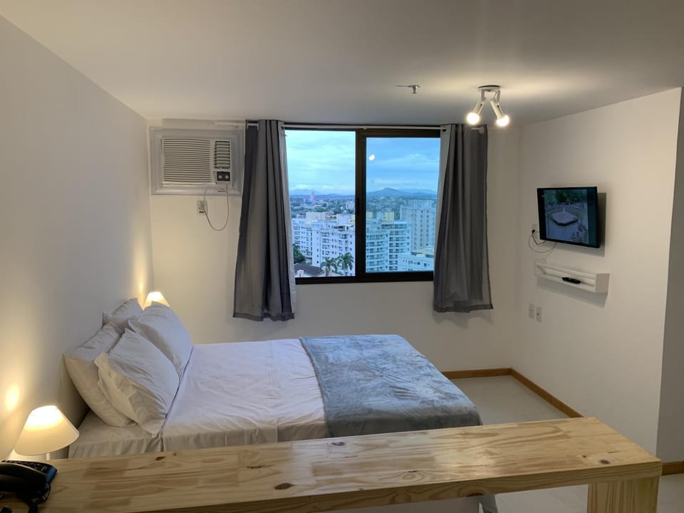 Bed, TV and multimedia, View (from property/room), Photo of the whole room, Bedroom