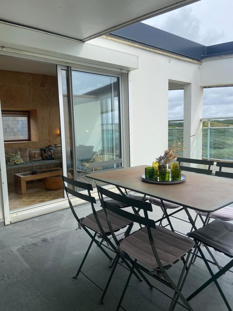 View (from property/room), Balcony/Terrace, Living room, Seating area, Dining area