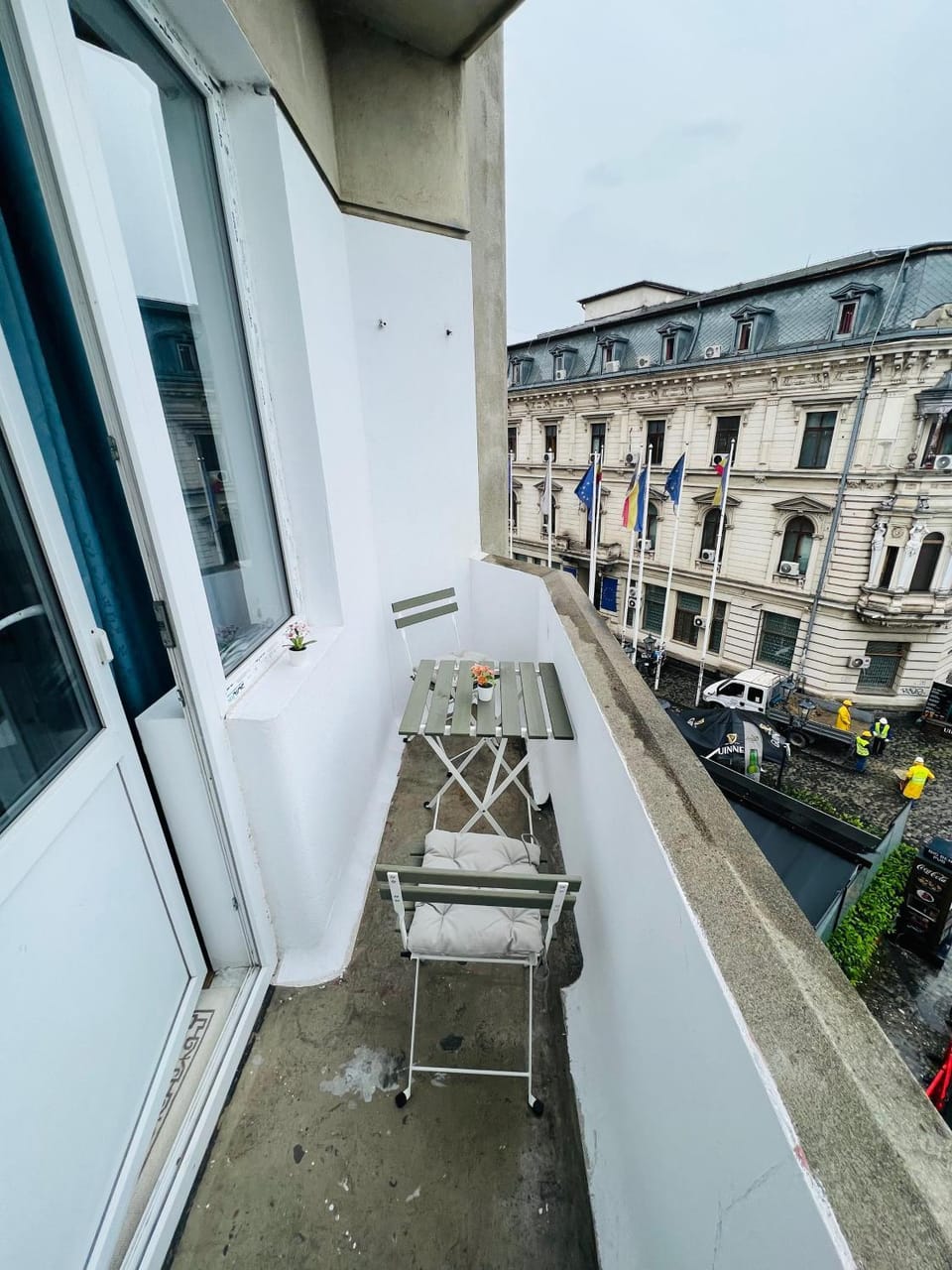 Day, View (from property/room), Balcony/Terrace, Seating area, Dining area