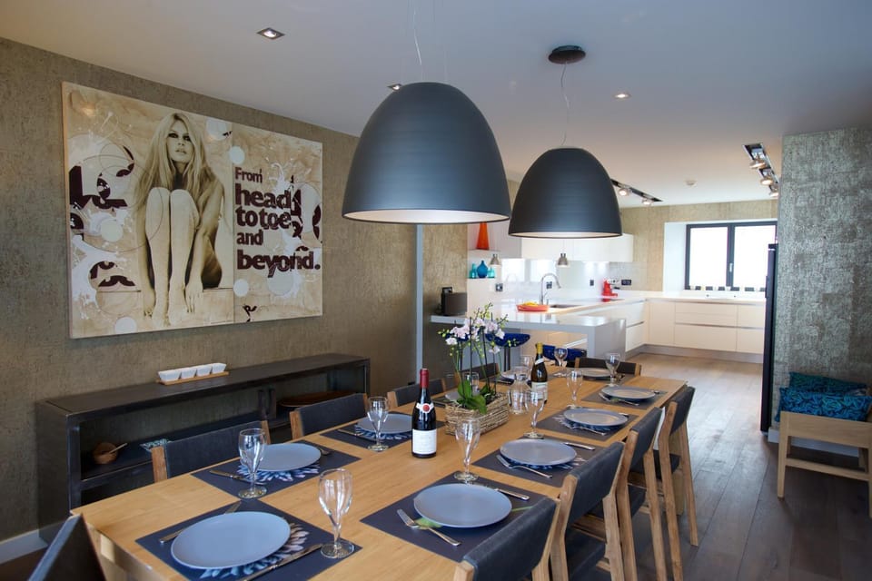 Food and drinks, Dining area, Dinner, Dinner, heating, heating, kitchen, kitchen