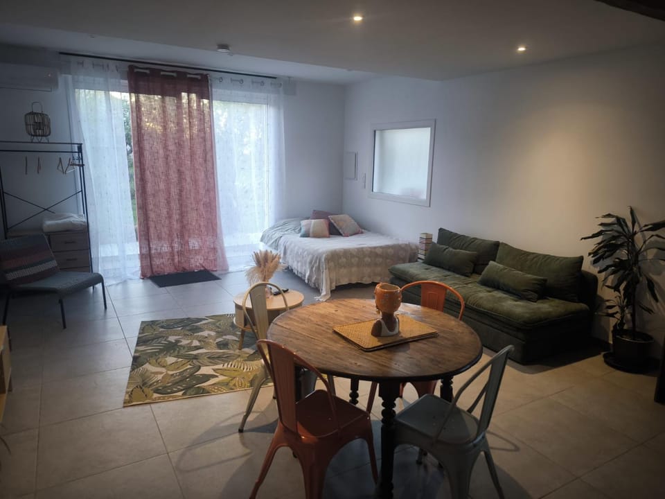 Studio meublé Rosieres Apartment in Occitanie