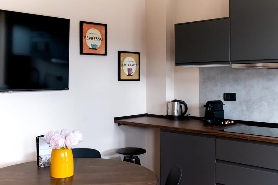 TV and multimedia, Kitchen or kitchenette