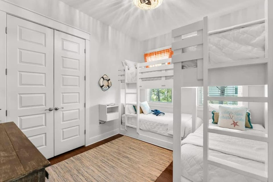 Coastal Hip-Nautic by Stay on 30A, Golf Cart- Two Pools! House in South Walton County