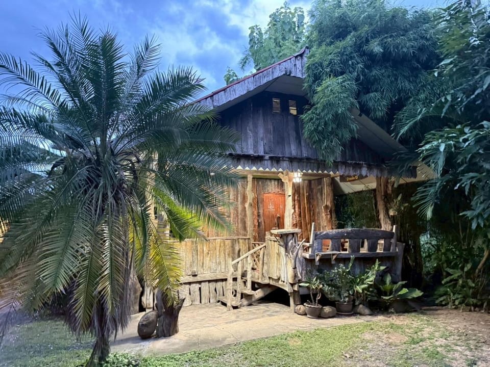 สวนถัง คันทรี่โอม Country House in Cambodia