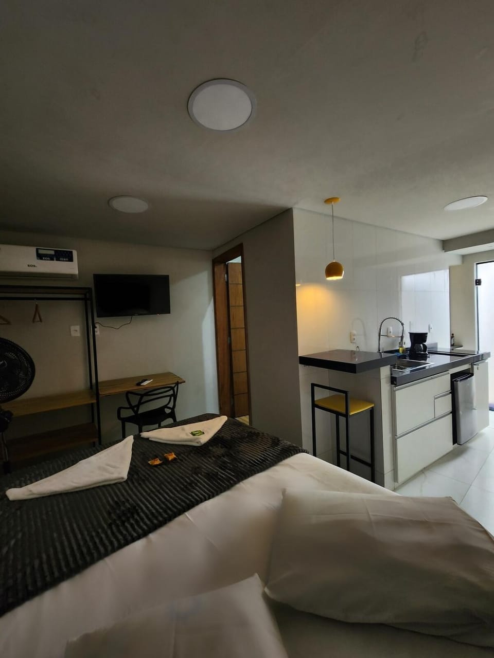 Photo of the whole room