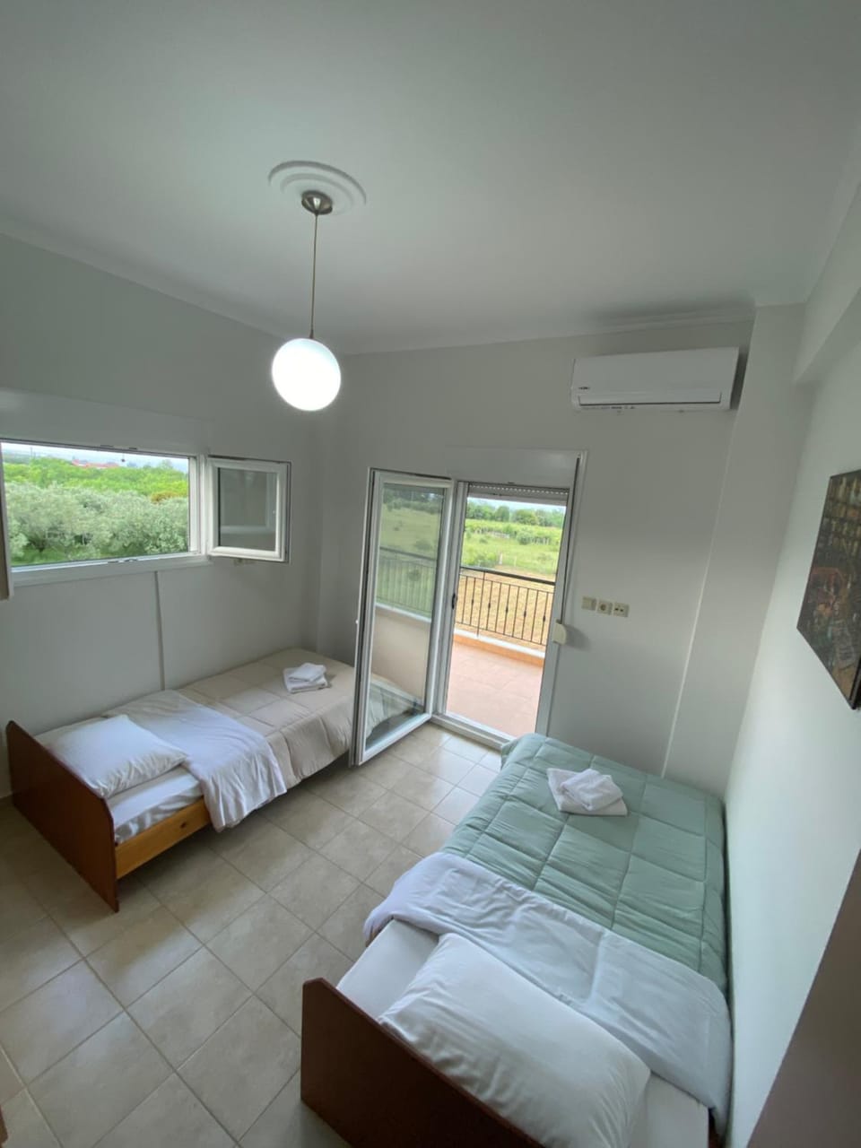Bedroom, air conditioner
