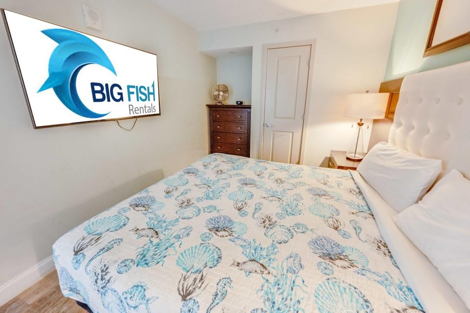 Romantic Honey Moon Suite, Direct Oceanfront,Pools Apartment in Myrtle Beach
