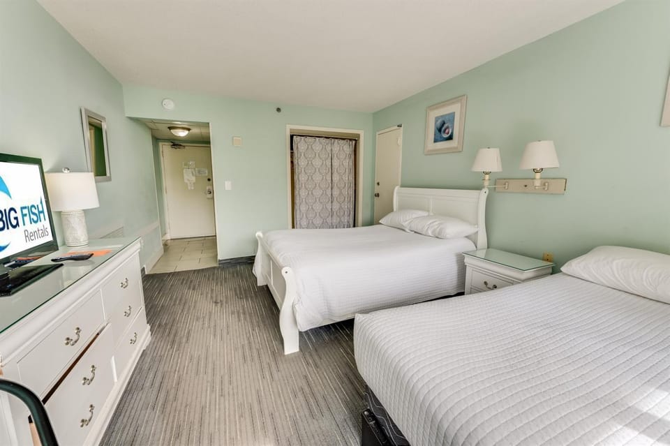 Low Floor, Studio, Ocean View, Nice, Heated Pools! Apartment in Myrtle Beach