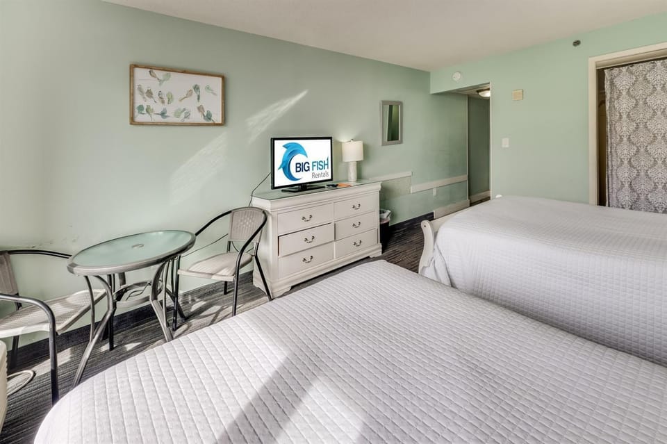 Low Floor, Studio, Ocean View, Nice, Heated Pools! Apartment in Myrtle Beach
